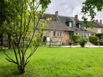 Maison bourgeoise - 240 m² - 11 pièces