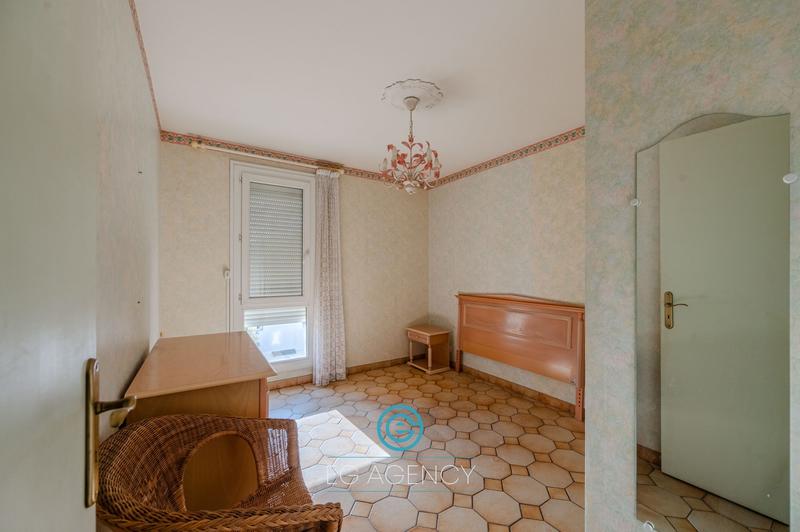 Appartement - 75 m² - 4 pièces