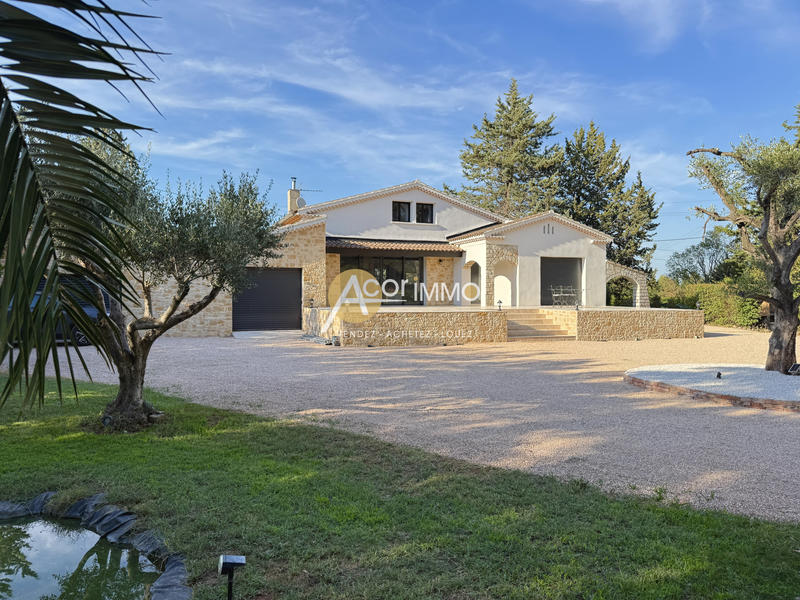 Maison - 192 m² - 7 pièces