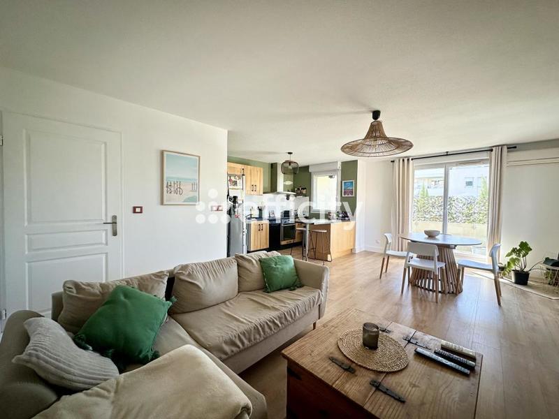 Appartement - 65 m² - 3 pièces