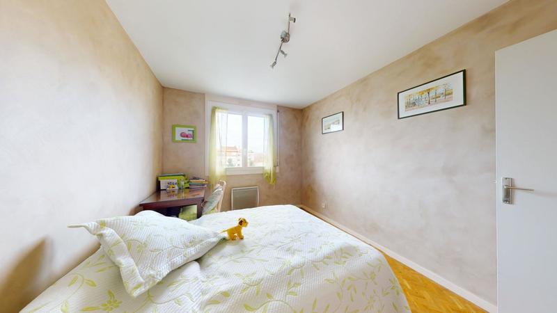 Appartement - 82 m² - 4 pièces