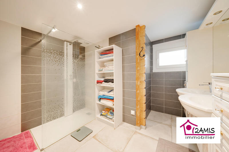 Maison - 117 m² - 5 pièces