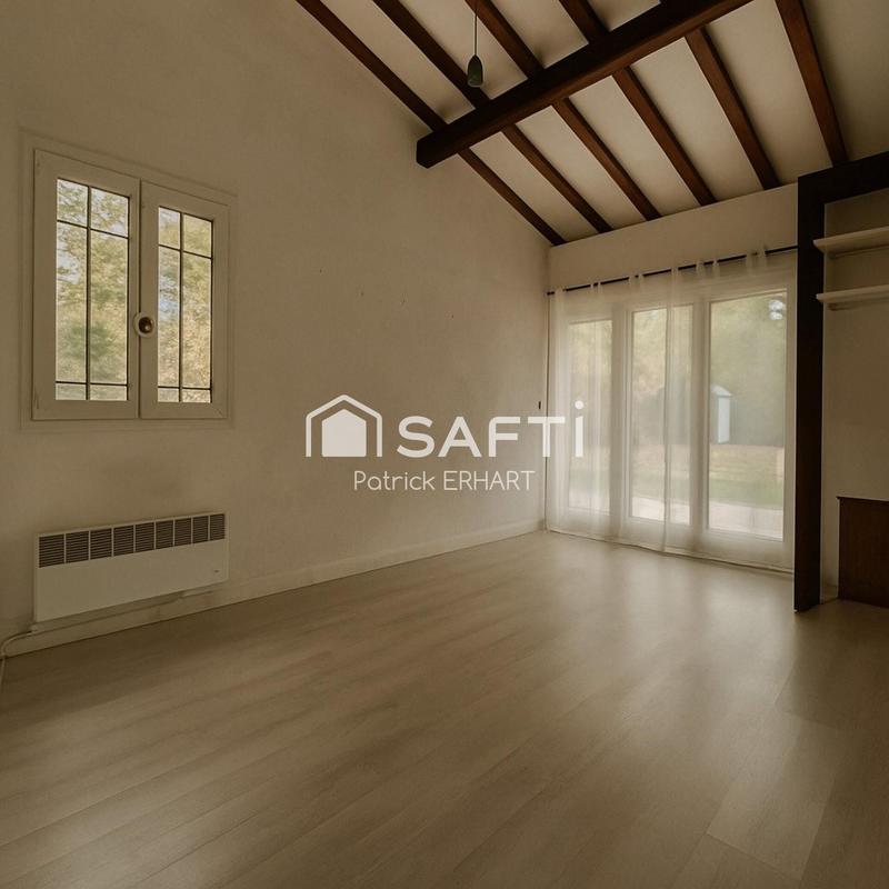 Maison - 95 m² - 5 pièces