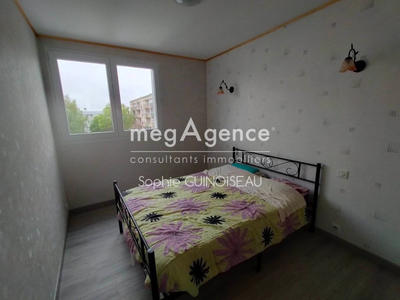 Appartement - 77 m² - 5 pièces