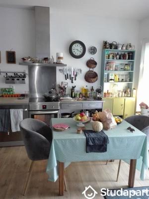 Chambre - 15 m² - 1 pièce