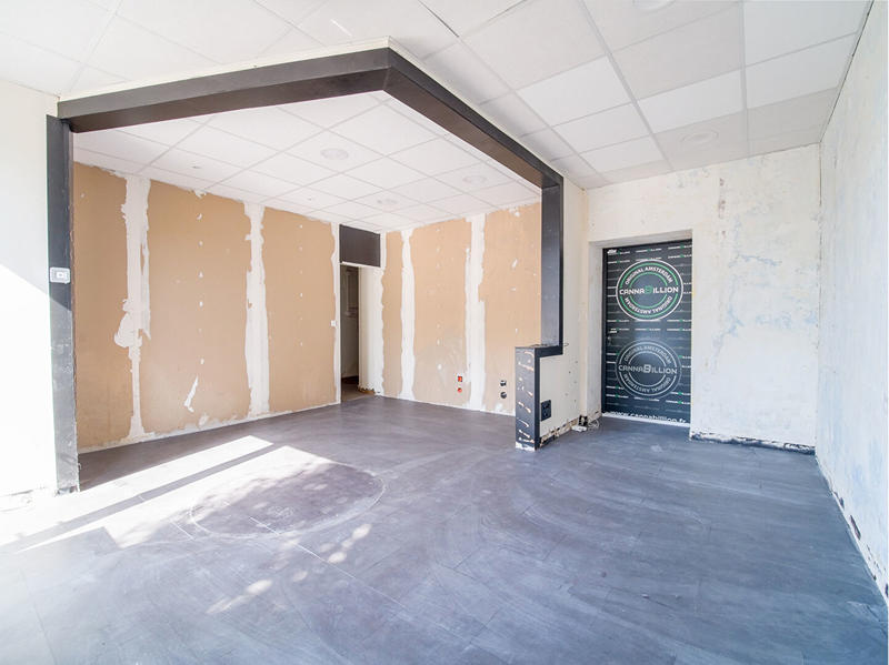 Local d'activité / Entrepôt - 39 m² - 2 pièces