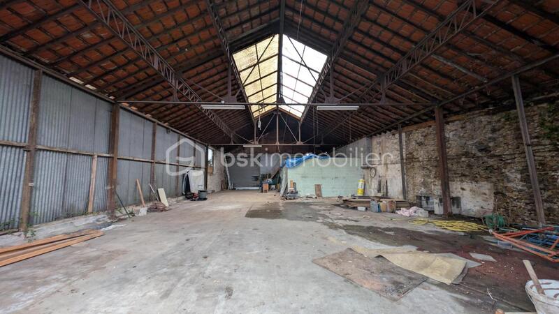 Bureau - 300 m² - 2 pièces