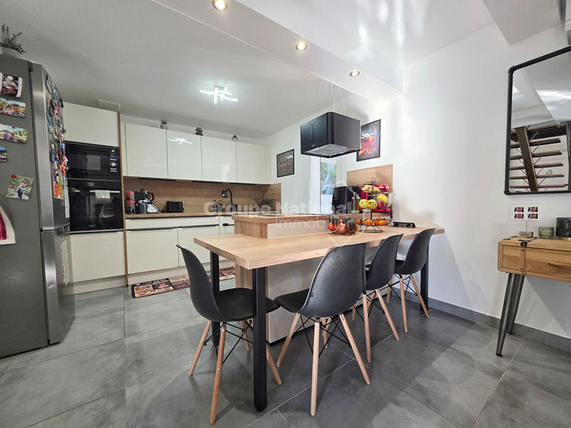 Maison - 128 m² - 5 pièces