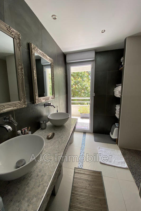 Appartement - 78 m² - 3 pièces