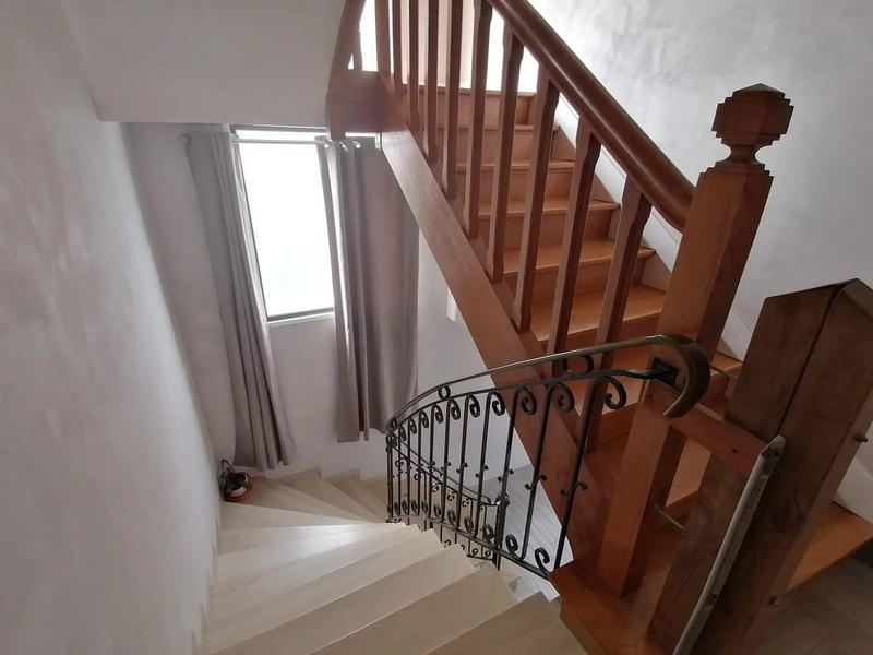 Maison - 161 m² - 6 pièces