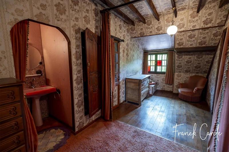 Chaumière - 170 m² - 7 pièces