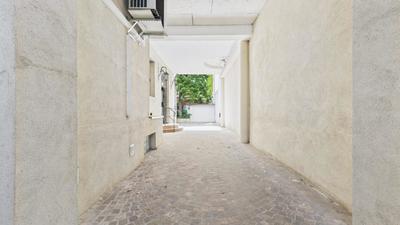 Maison - 300 m² - 11 pièces