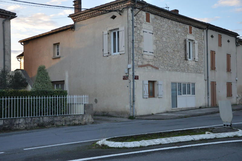Maison ancienne - 170 m² - 7 pièces