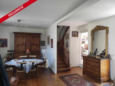 Maison - 158 m² - 6 pièces