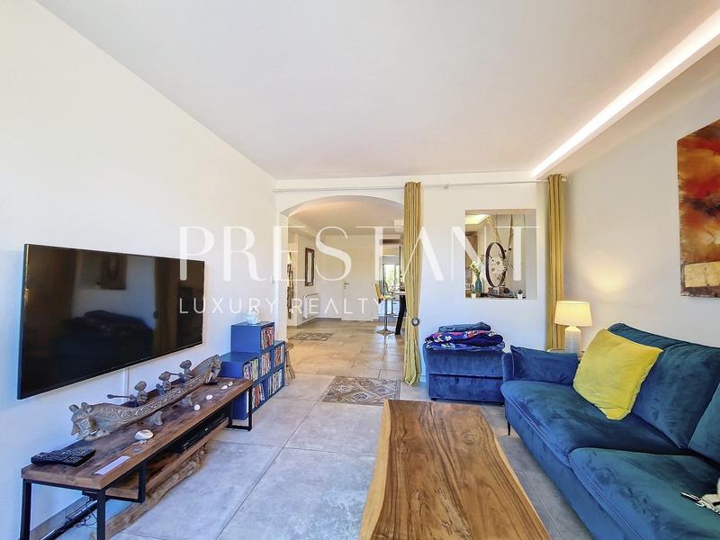 Appartement - 80 m² - 3 pièces