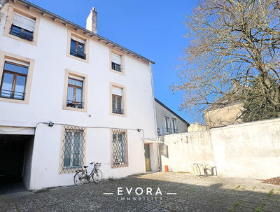 Appartement - 87 m² - 3 pièces