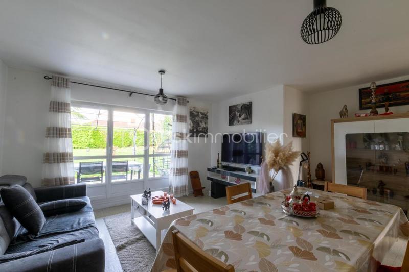 Maison - 84 m² - 4 pièces