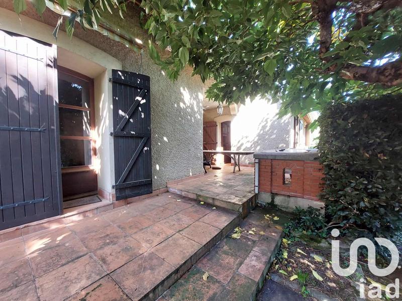 Maison - 389 m² - 10 pièces