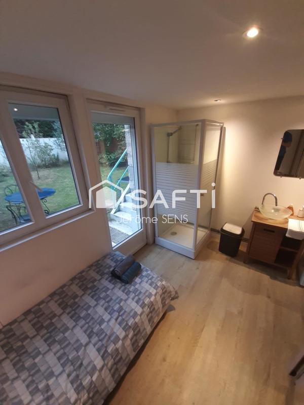 Maison - 168 m² - 8 pièces