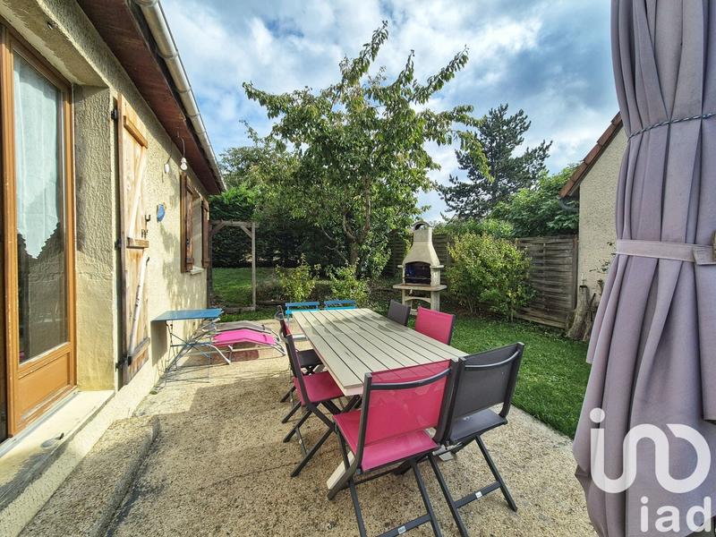 Maison - 90 m² - 5 pièces