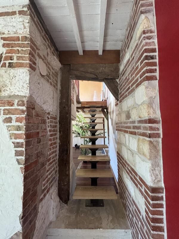 Maison - 273 m² - 6 pièces