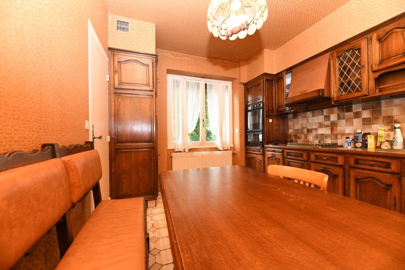 Maison - 190 m² - 10 pièces