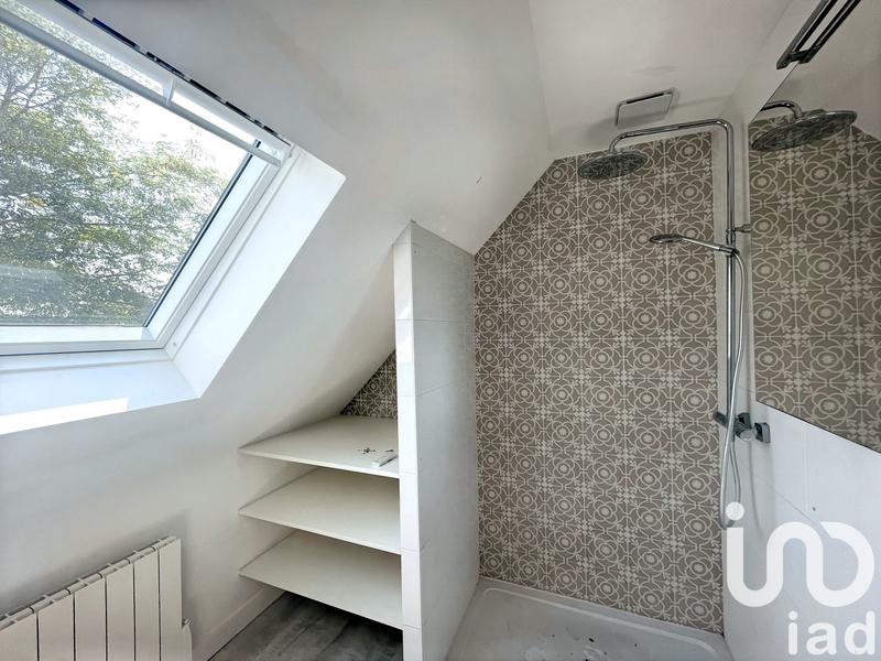 Maison - 97 m² - 5 pièces