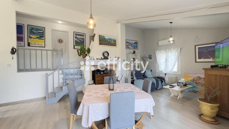 Villa - 140 m² - 5 pièces