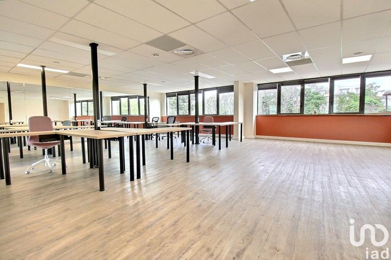 Bureau - 228 m²