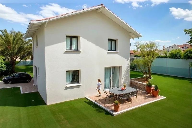 Maison - 94 m² - 4 pièces