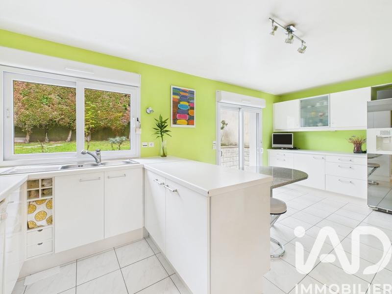 Maison - 167 m² - 6 pièces