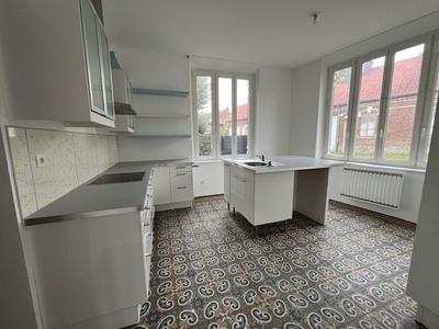 Maison - 258 m² - 6 pièces