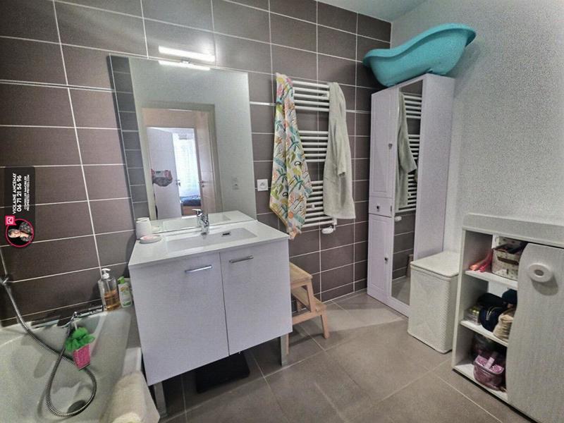 Appartement - 92 m² - 5 pièces