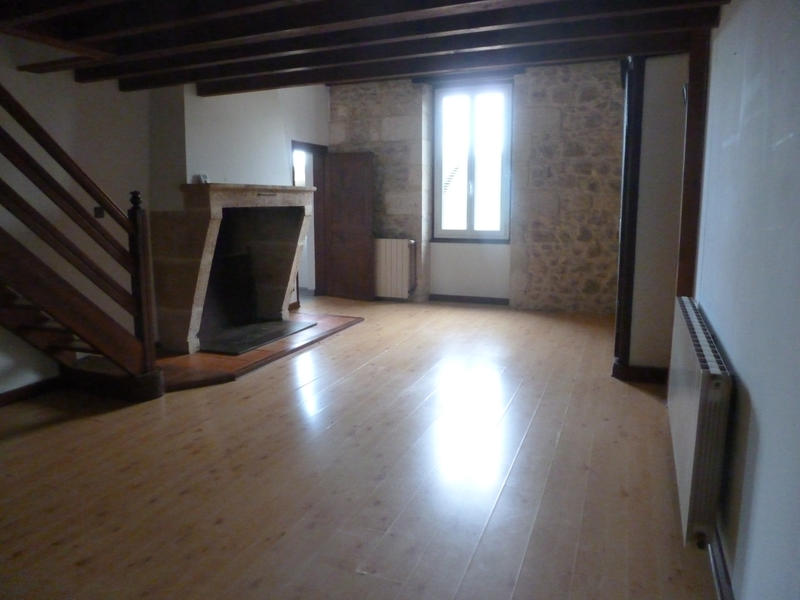 Maison - 336 m² - 8 pièces