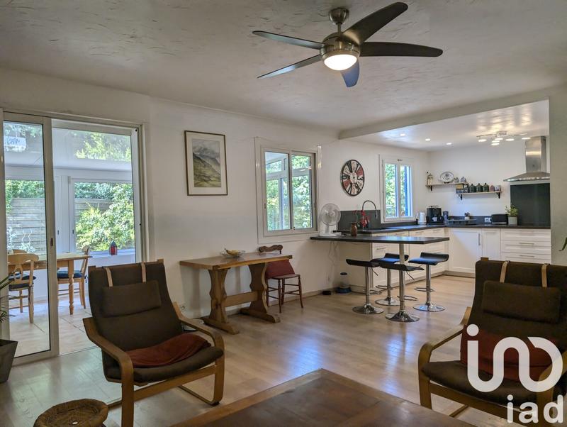 Maison - 98 m² - 5 pièces