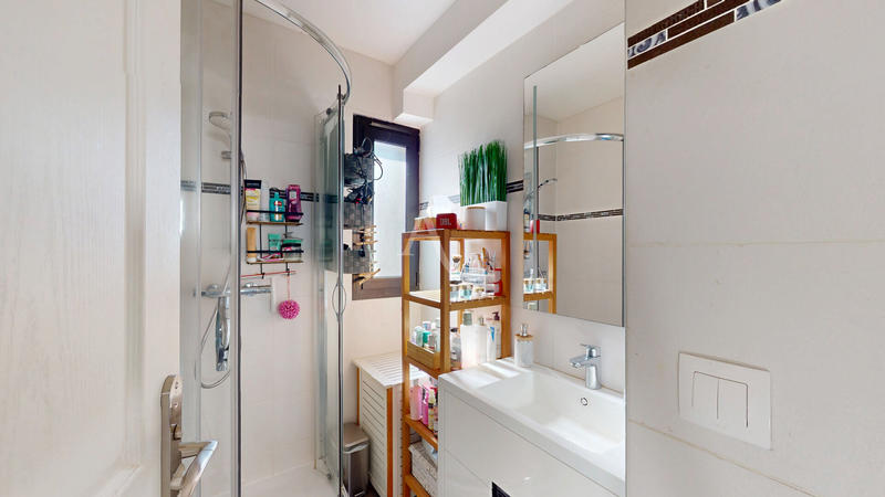 Appartement - 66 m² - 4 pièces