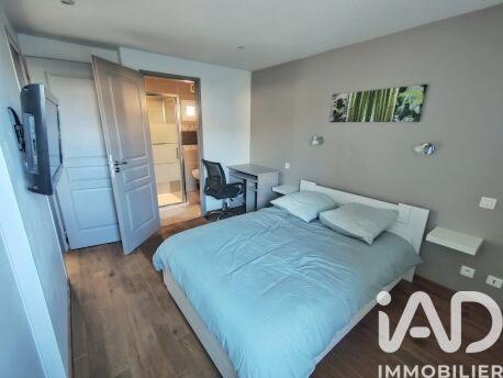 Maison de maîtres - 200 m² - 9 pièces