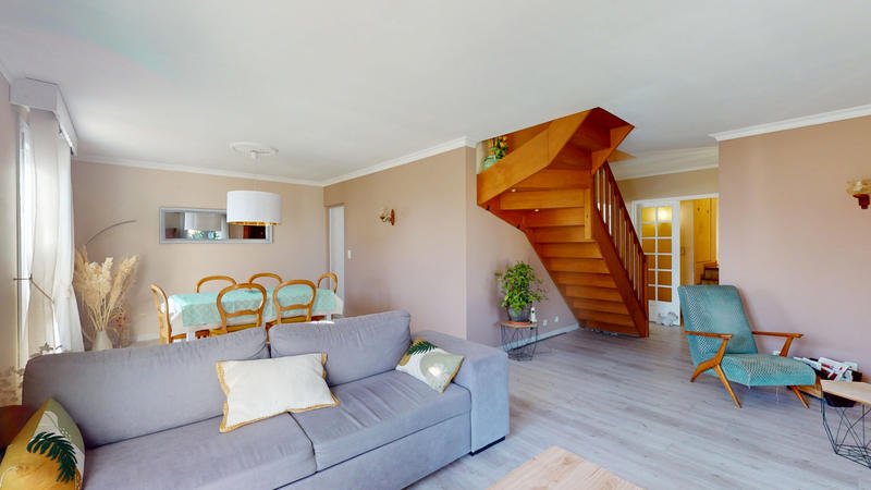 Maison - 125 m² - 5 pièces