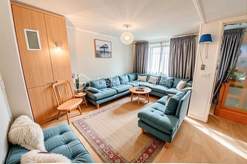 Pavillon - 130 m² - 7 pièces