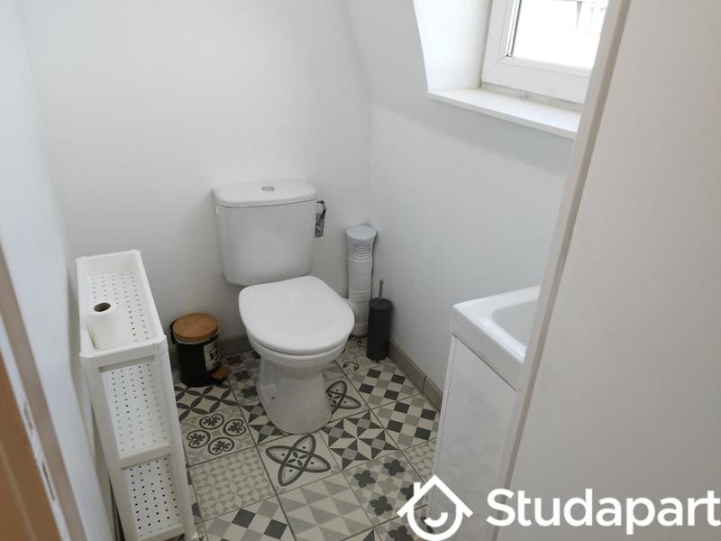 Chambre - 11 m² - 1 pièce