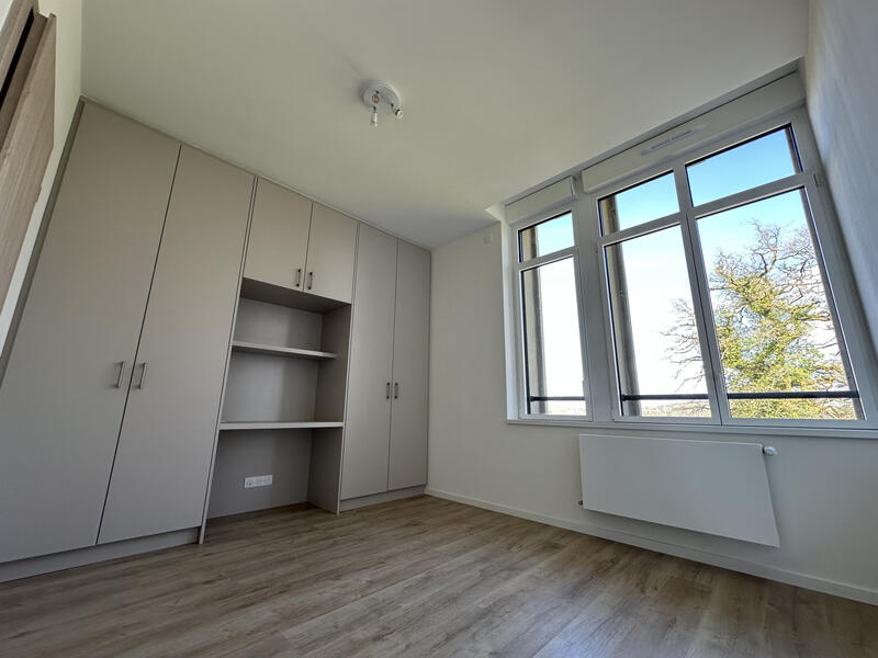 Appartement - 107 m² - 5 pièces