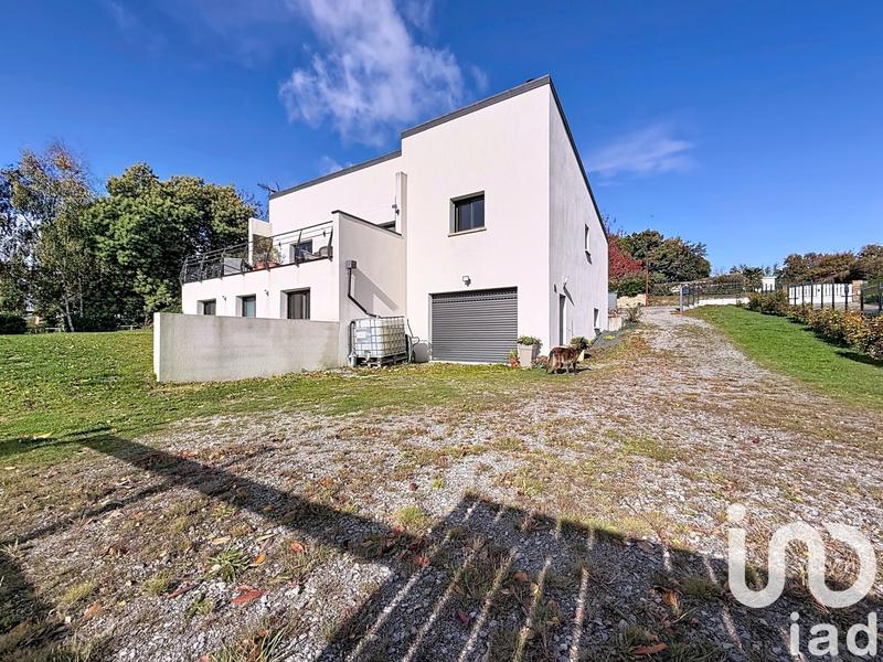 Maison - 136 m² - 5 pièces