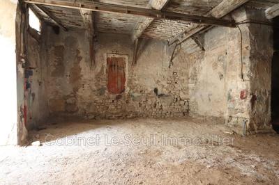 Maison - 240 m² - 4 pièces