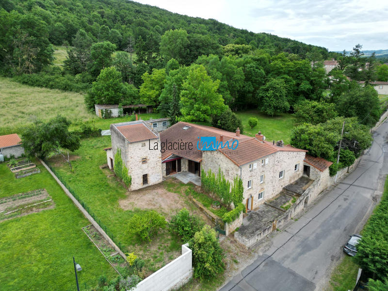 Maison ancienne - 335 m² - 8 pièces