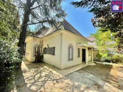 Maison - 190 m² - 4 pièces