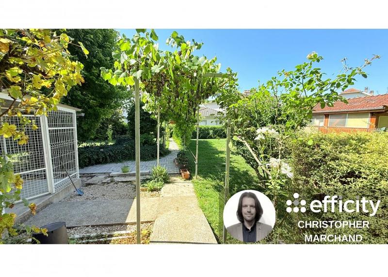 Maison - 198 m² - 8 pièces