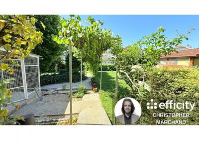 Maison - 198 m² - 8 pièces