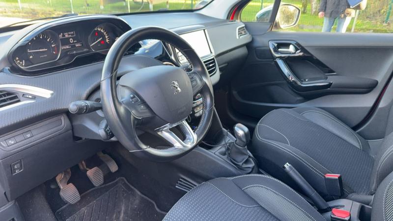 Peugeot 208 1.2 PureTech 82 Tech Edition