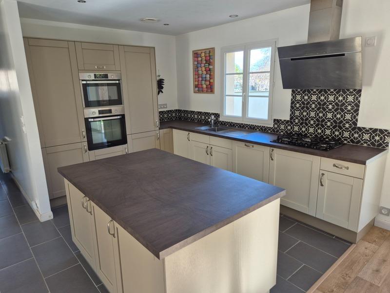 Pavillon - 95 m² - 6 pièces