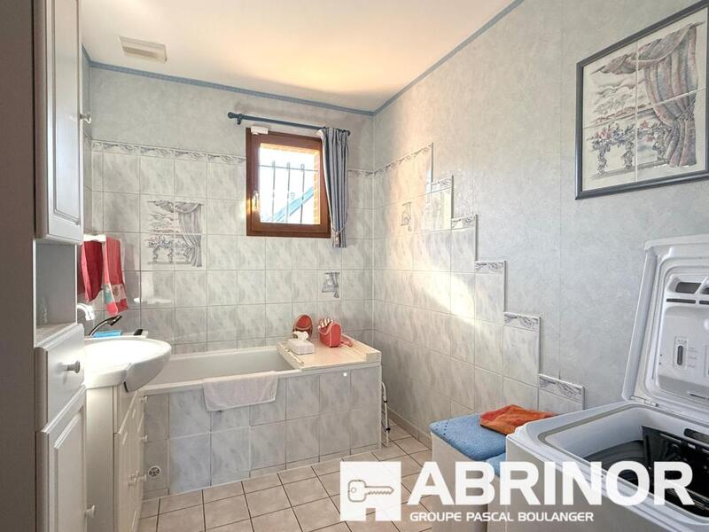 Pavillon - 150 m² - 7 pièces